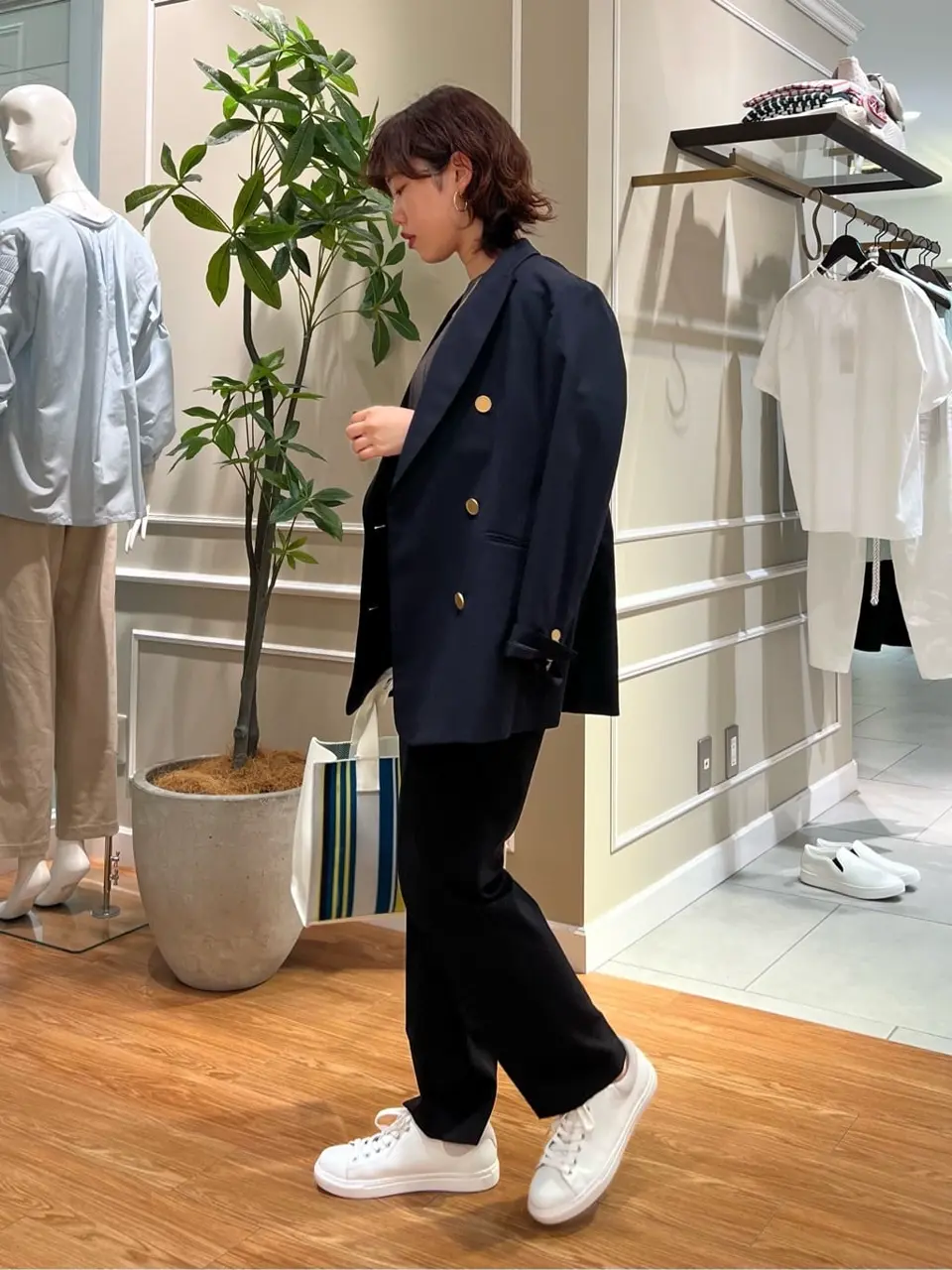 23区 伊藤 コーディネート画像