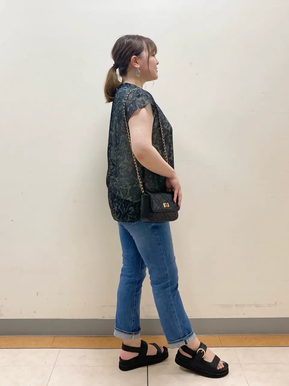 23区 藤原 コーディネート画像