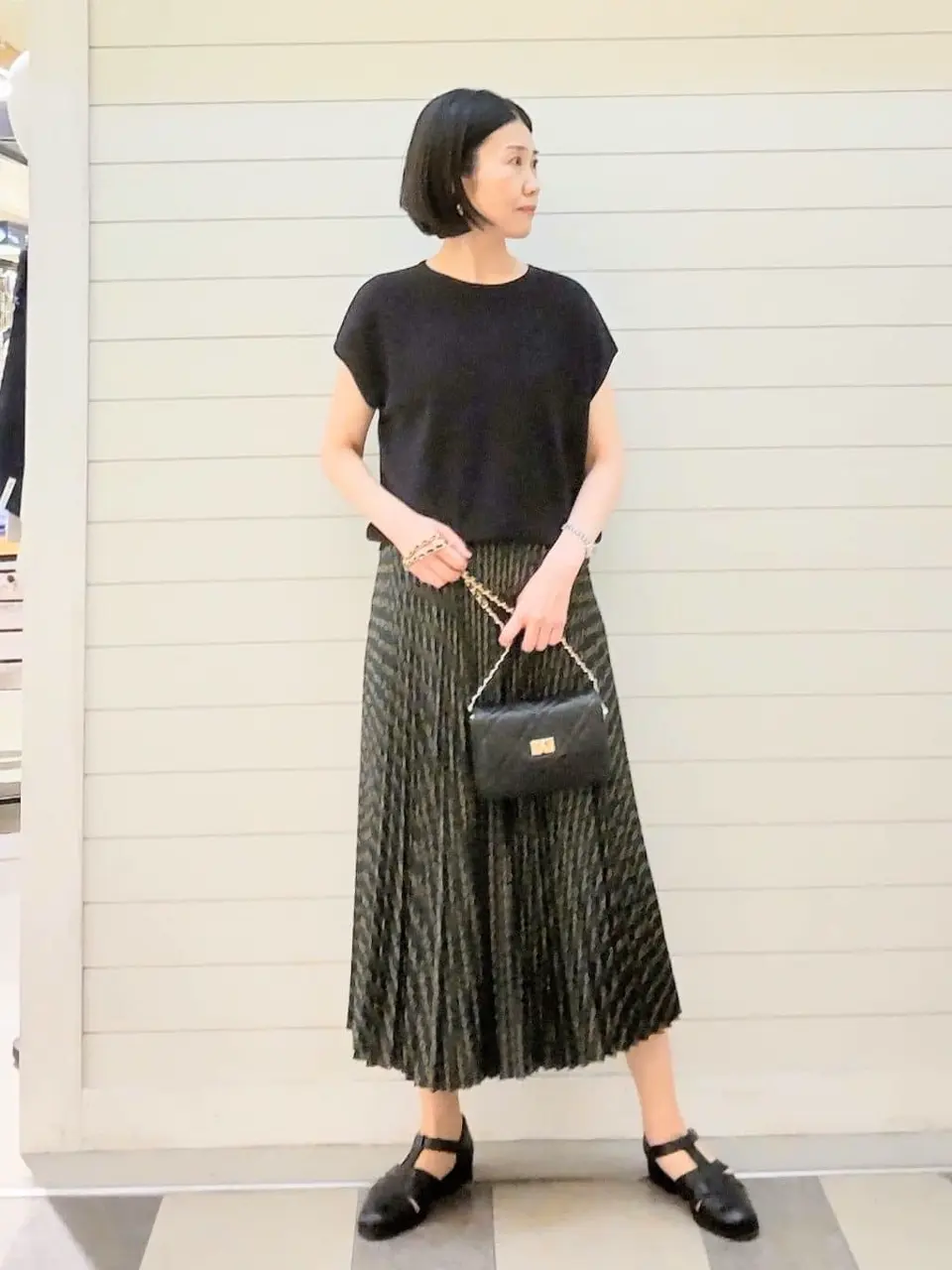 23区 虎走 コーディネート画像