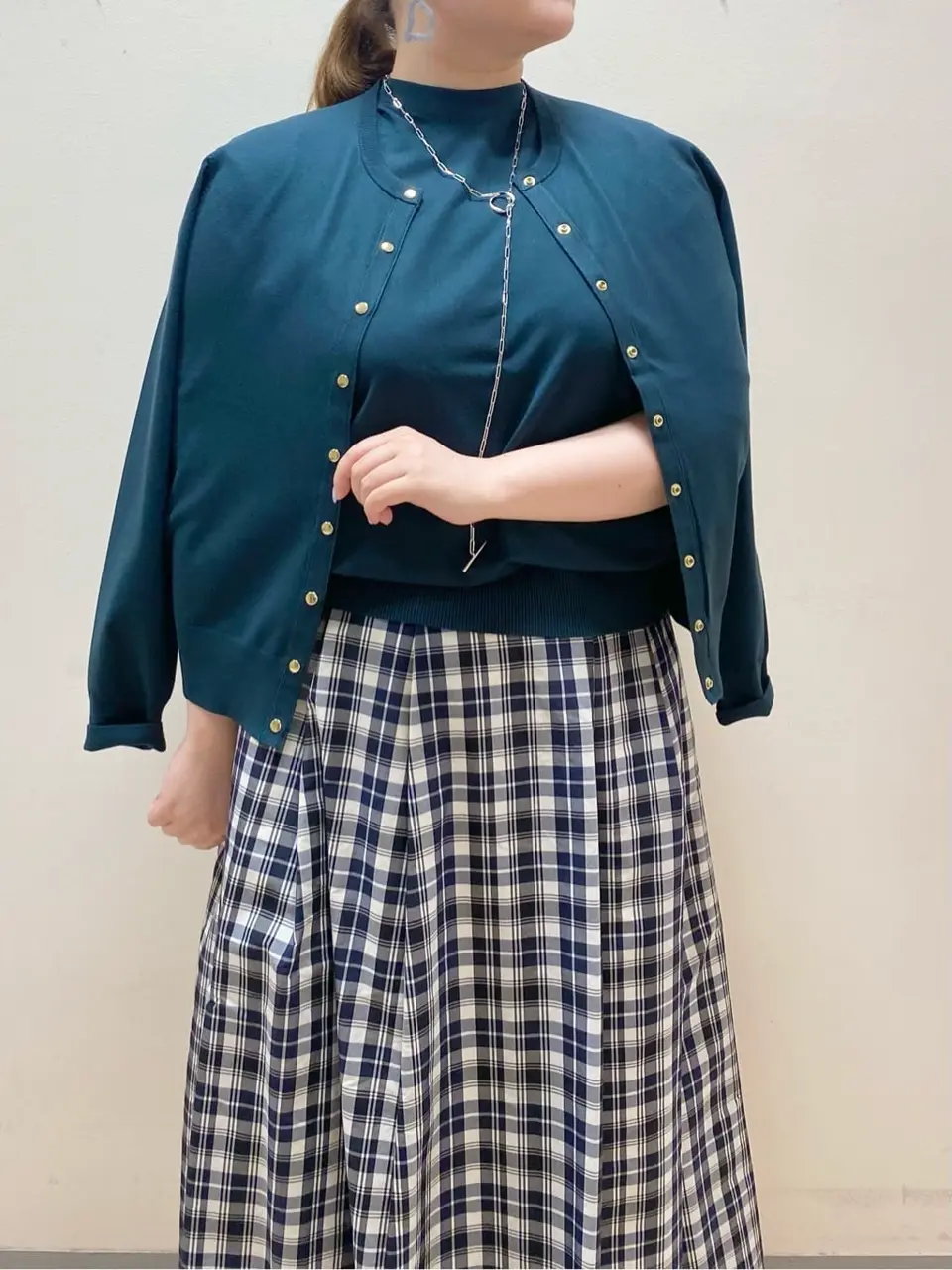 23区 藤原 コーディネート画像