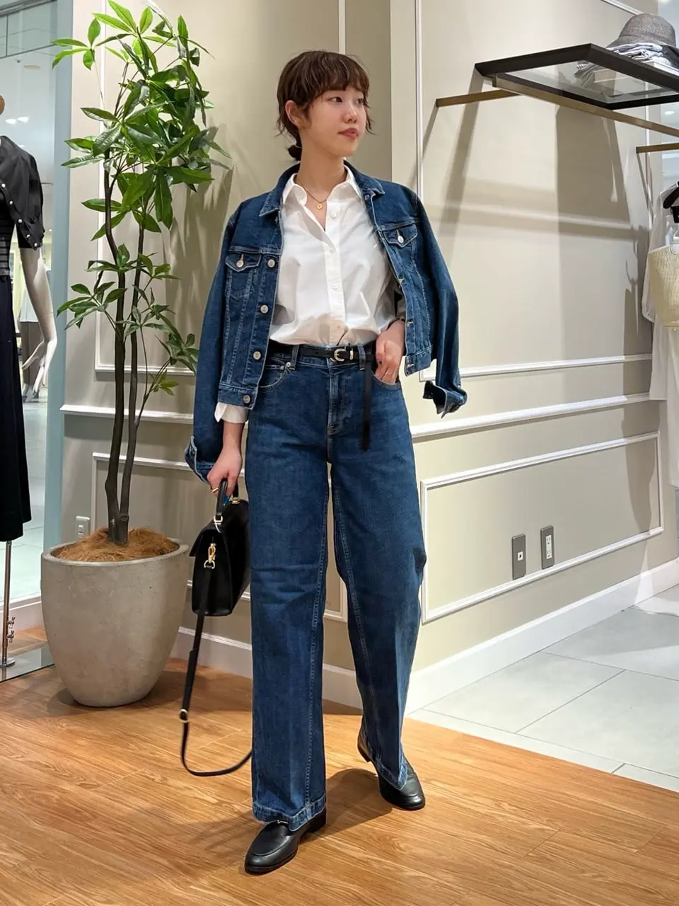 23区 伊藤 コーディネート画像