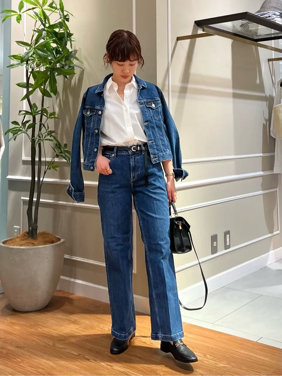 23区 伊藤 コーディネート画像