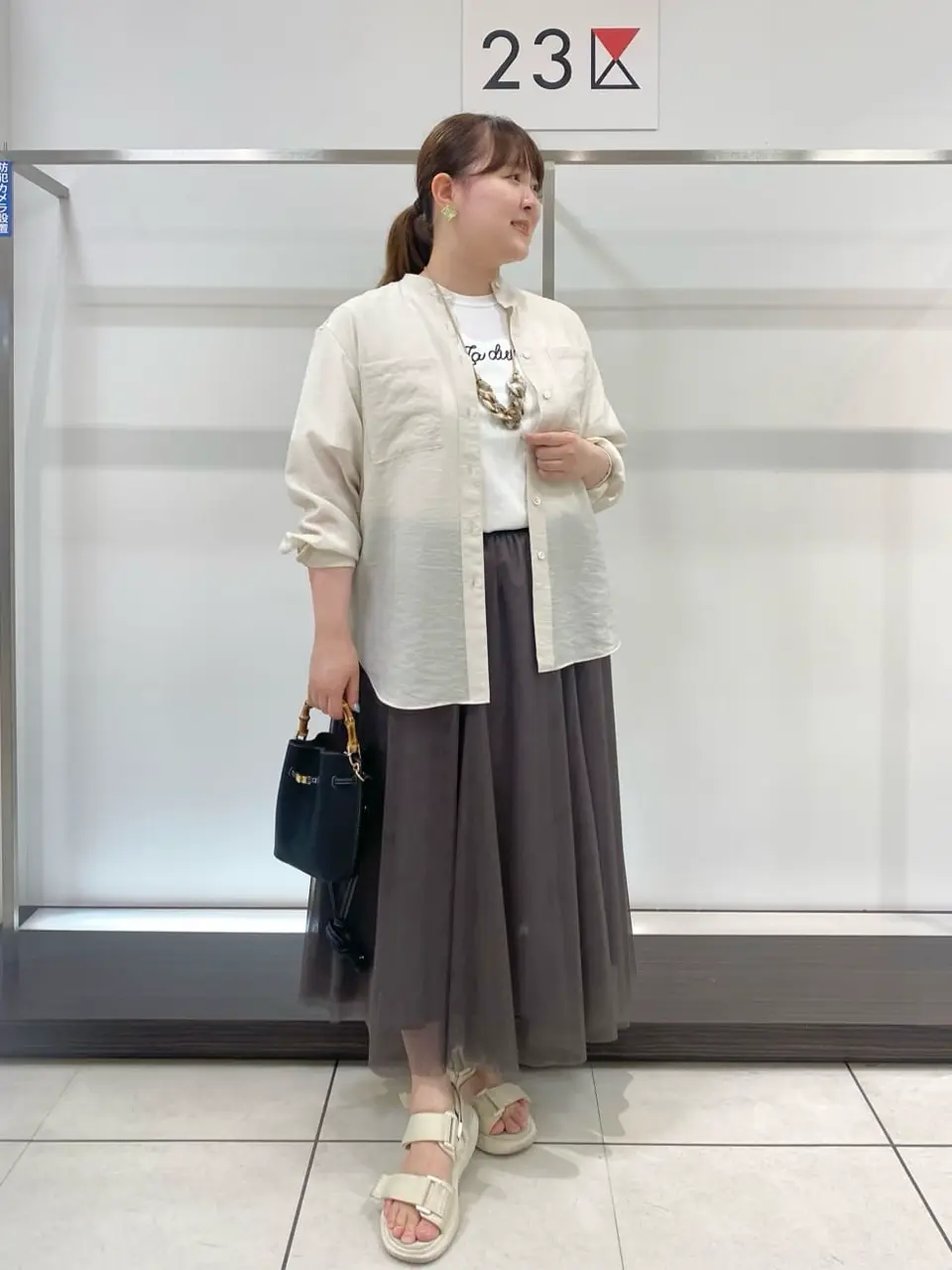 23区 藤原 コーディネート画像