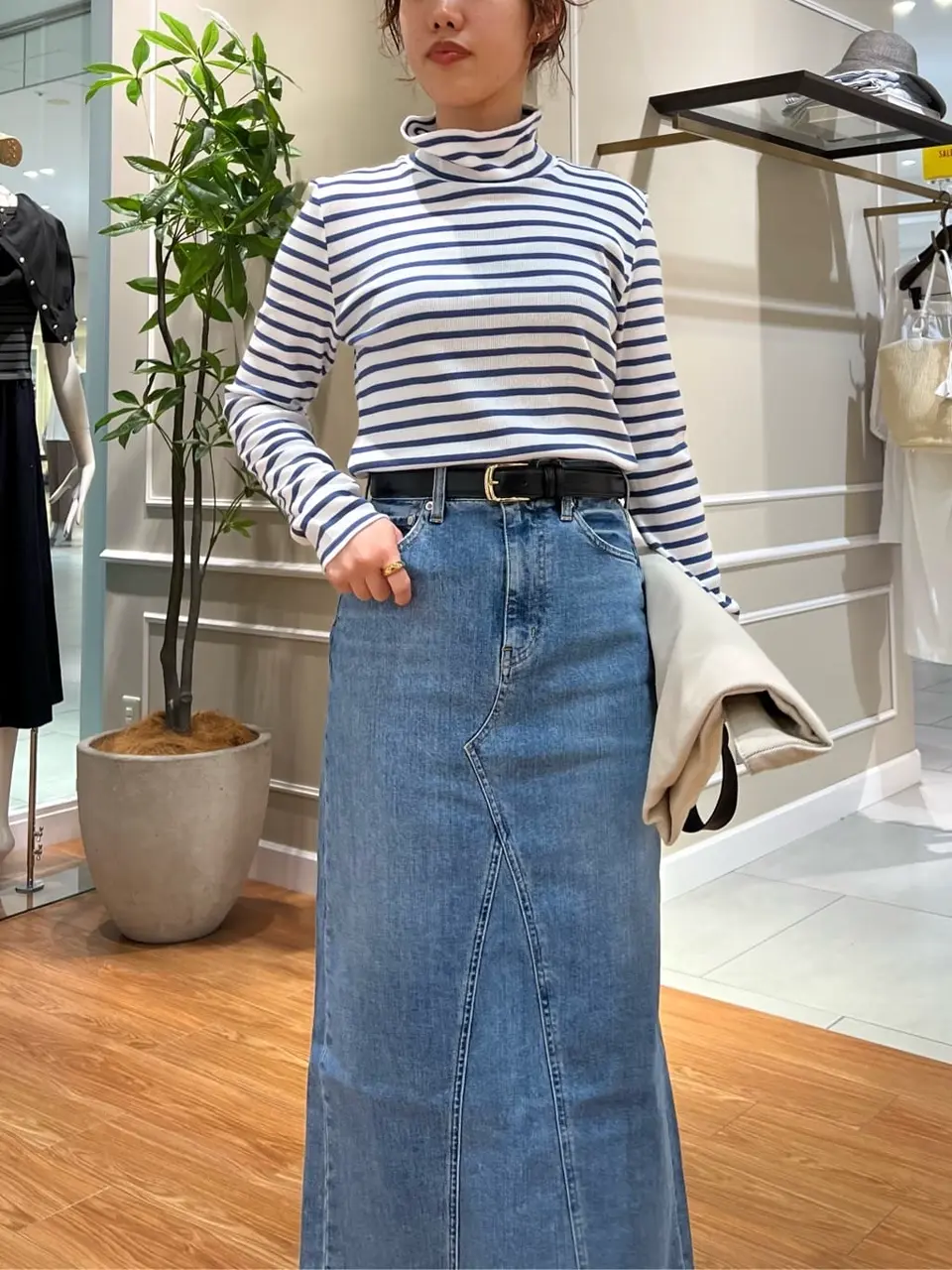 23区 伊藤 コーディネート画像