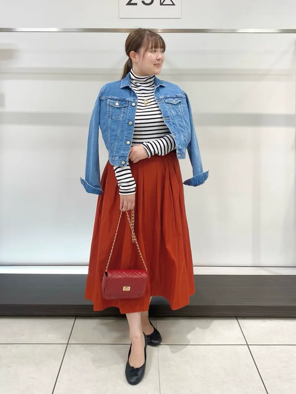 23区 藤原 コーディネート画像