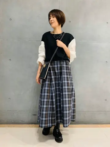 23区 スタッフ  コーディネート画像