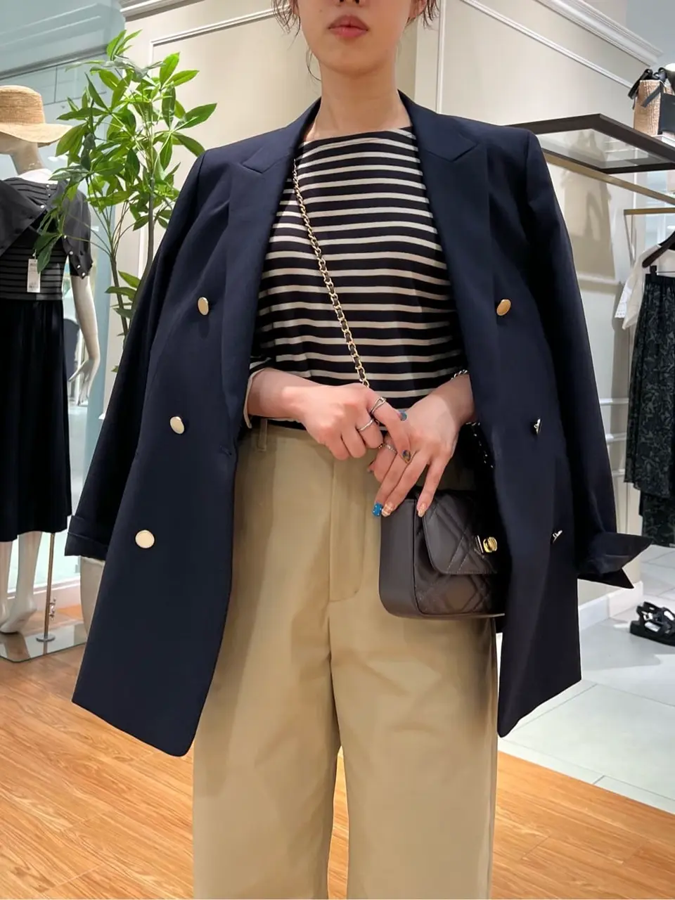 23区 伊藤 コーディネート画像