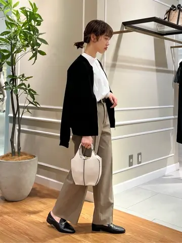 23区 伊藤 コーディネート画像