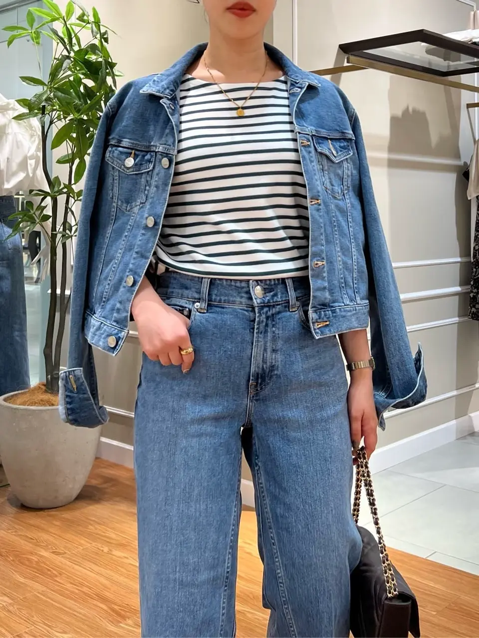 23区 伊藤 コーディネート画像