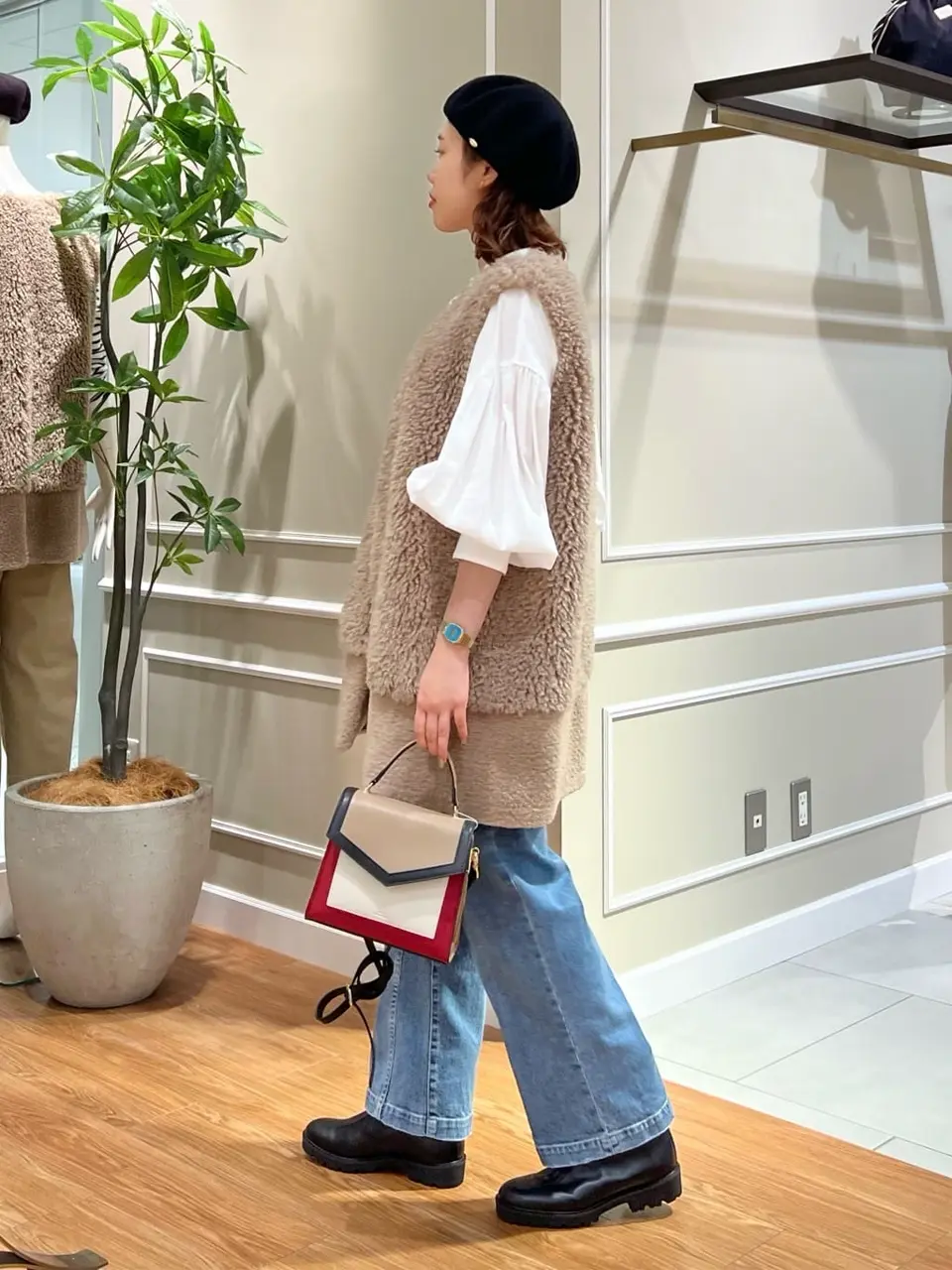 23区 伊藤 コーディネート画像