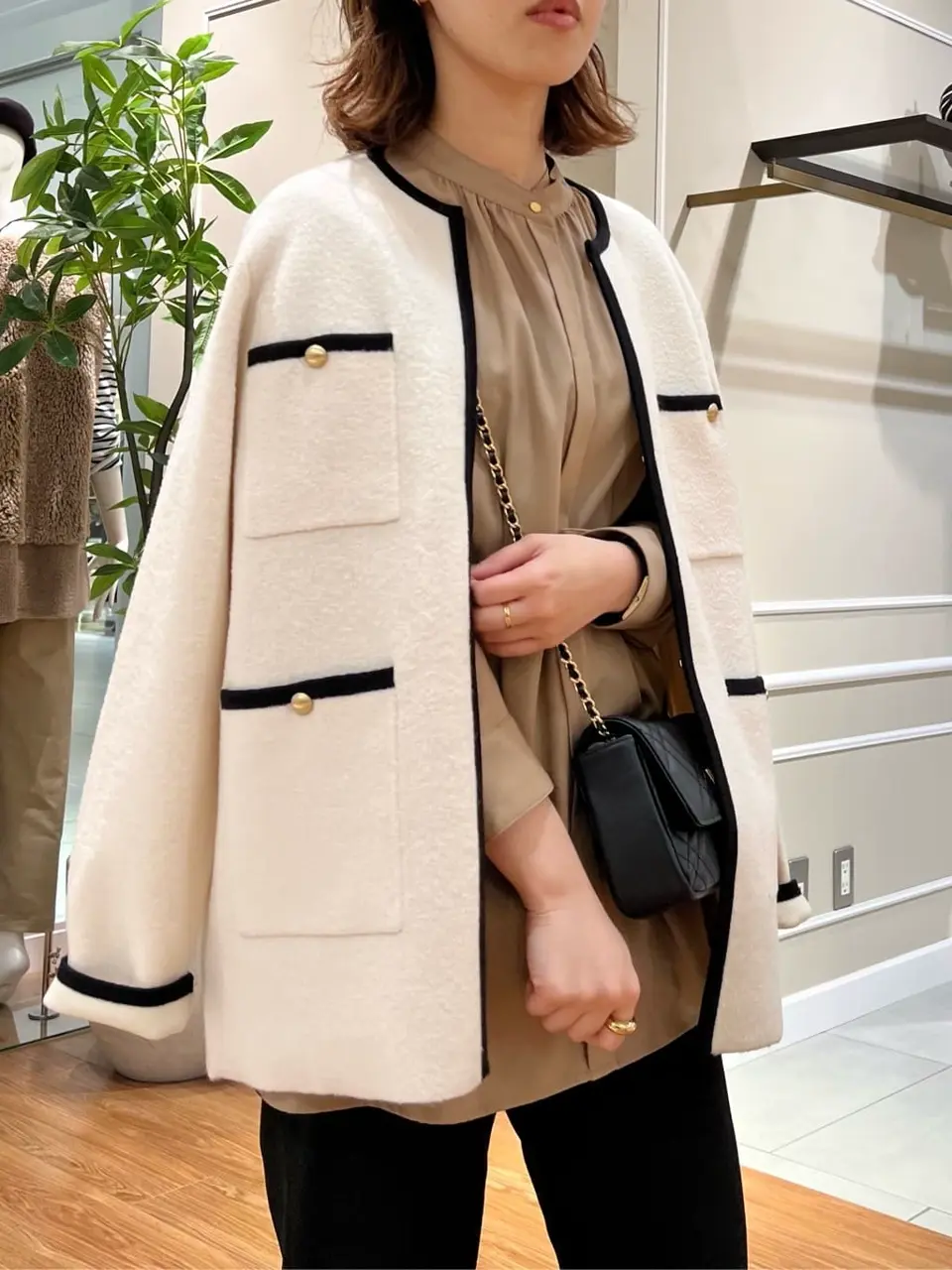 23区 伊藤 コーディネート画像