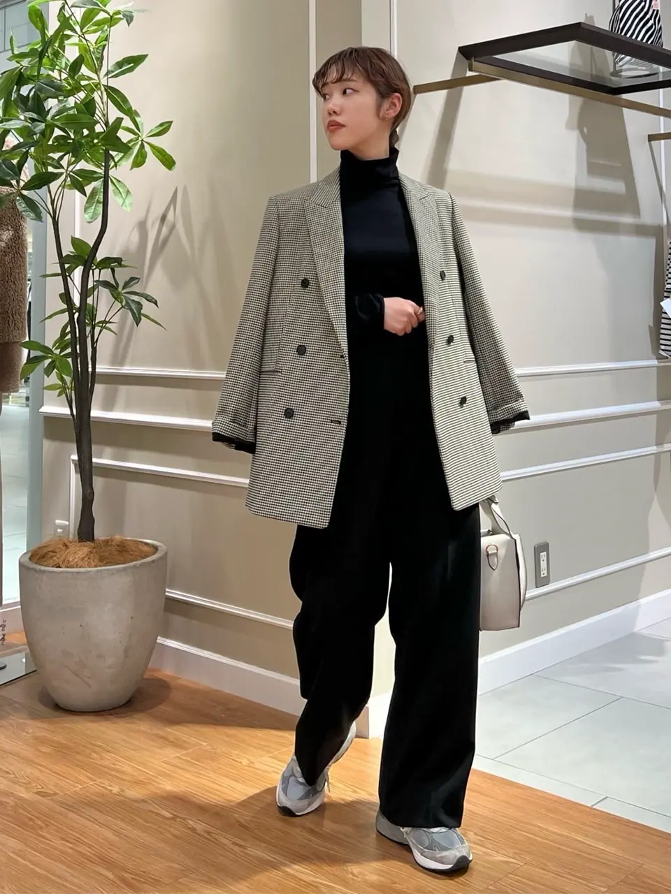 23区 伊藤 コーディネート画像