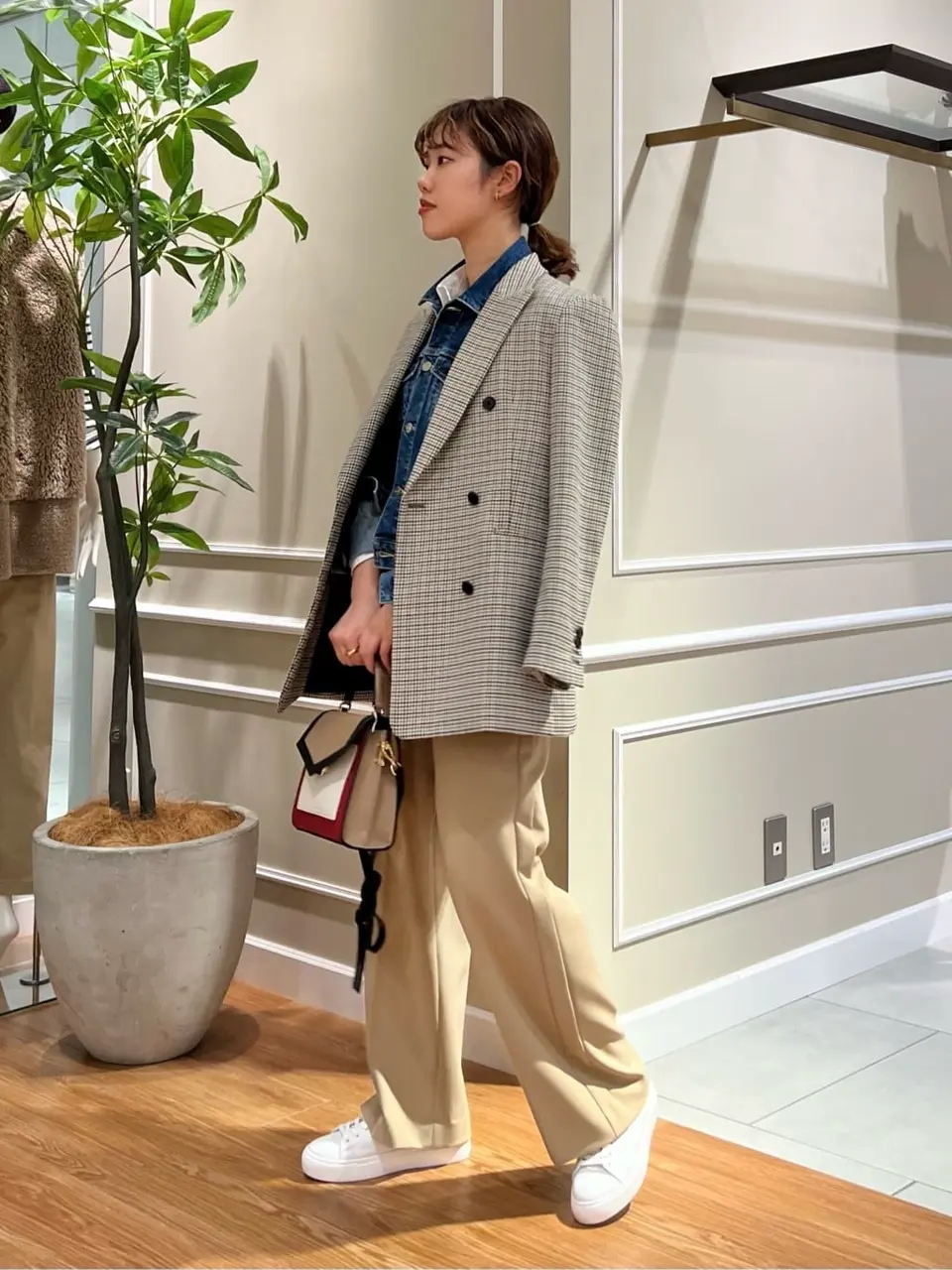 23区 伊藤 コーディネート画像