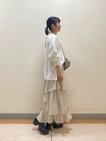 23区 岡本 コーディネート画像