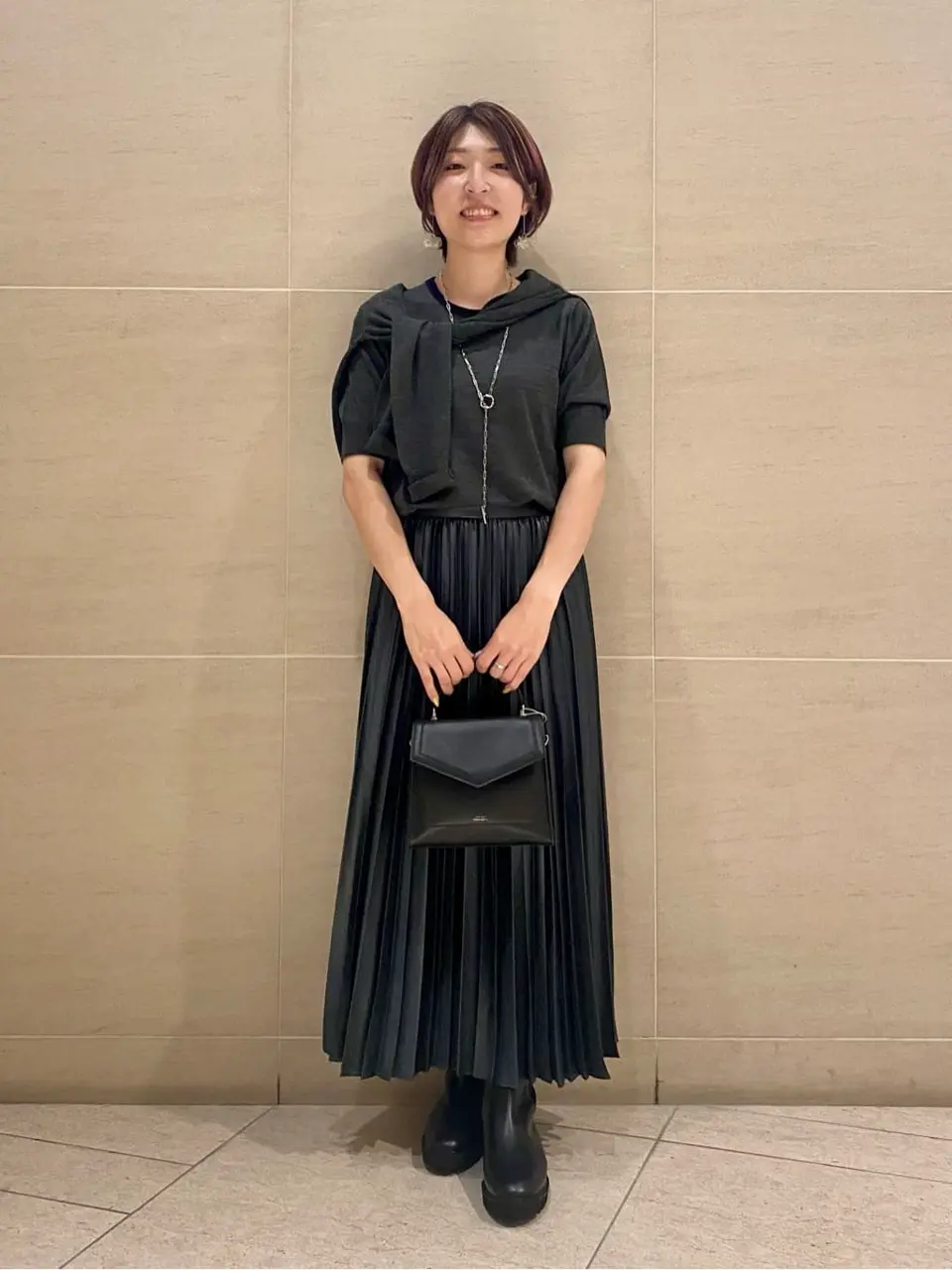  スタッフy コーディネート画像