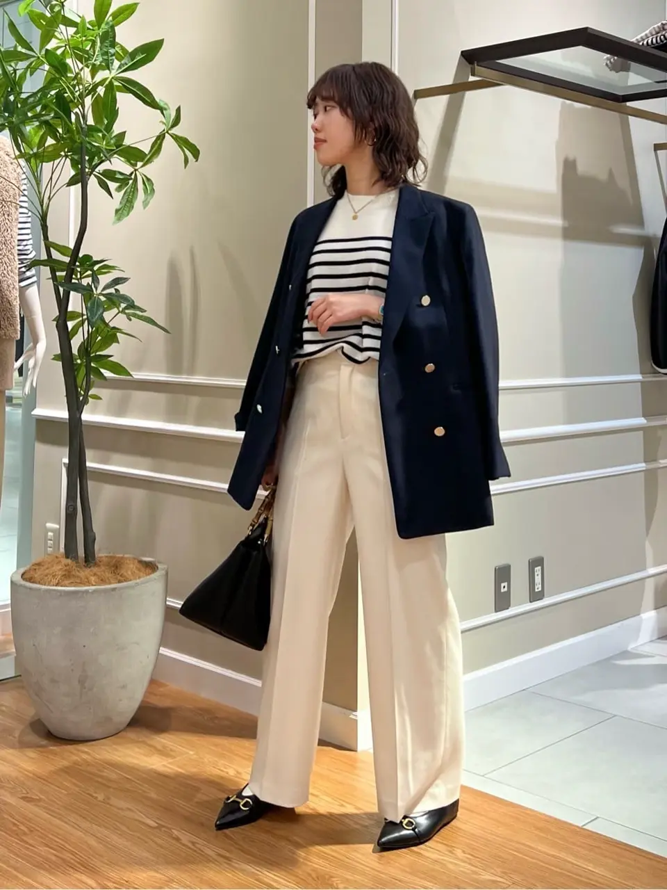 23区 伊藤 コーディネート画像