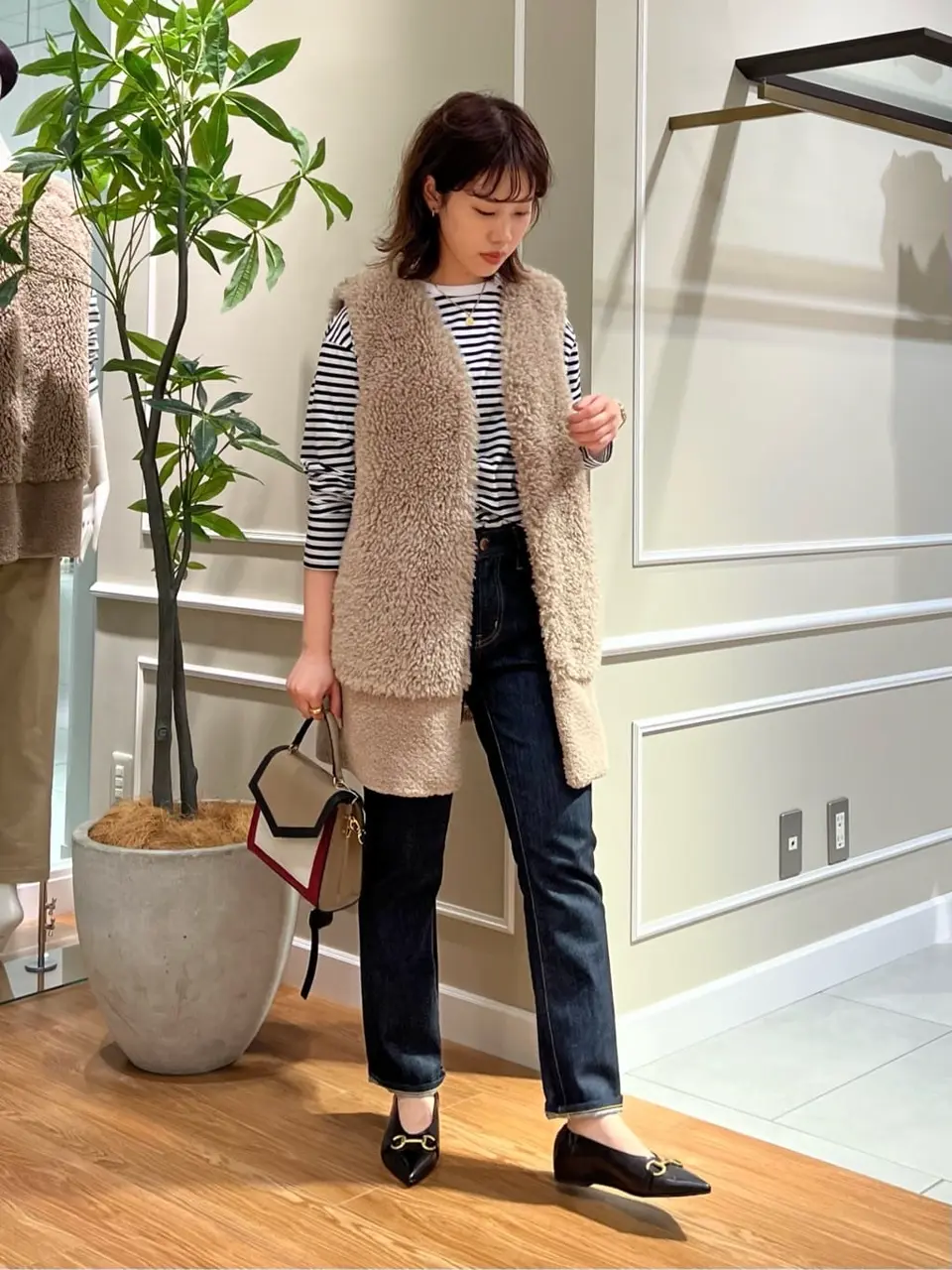 23区 伊藤 コーディネート画像