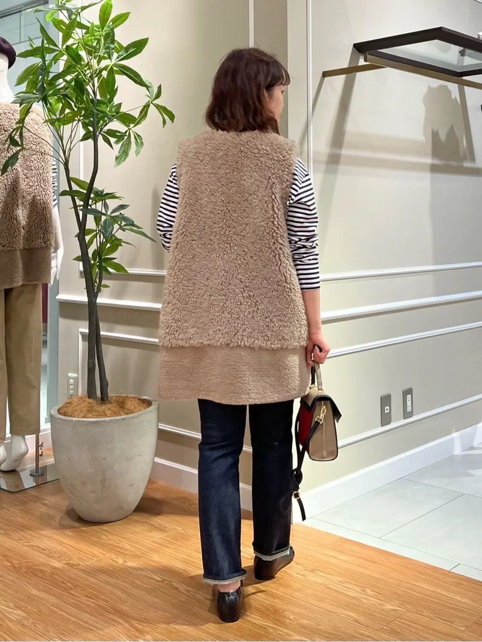 23区 伊藤 コーディネート画像