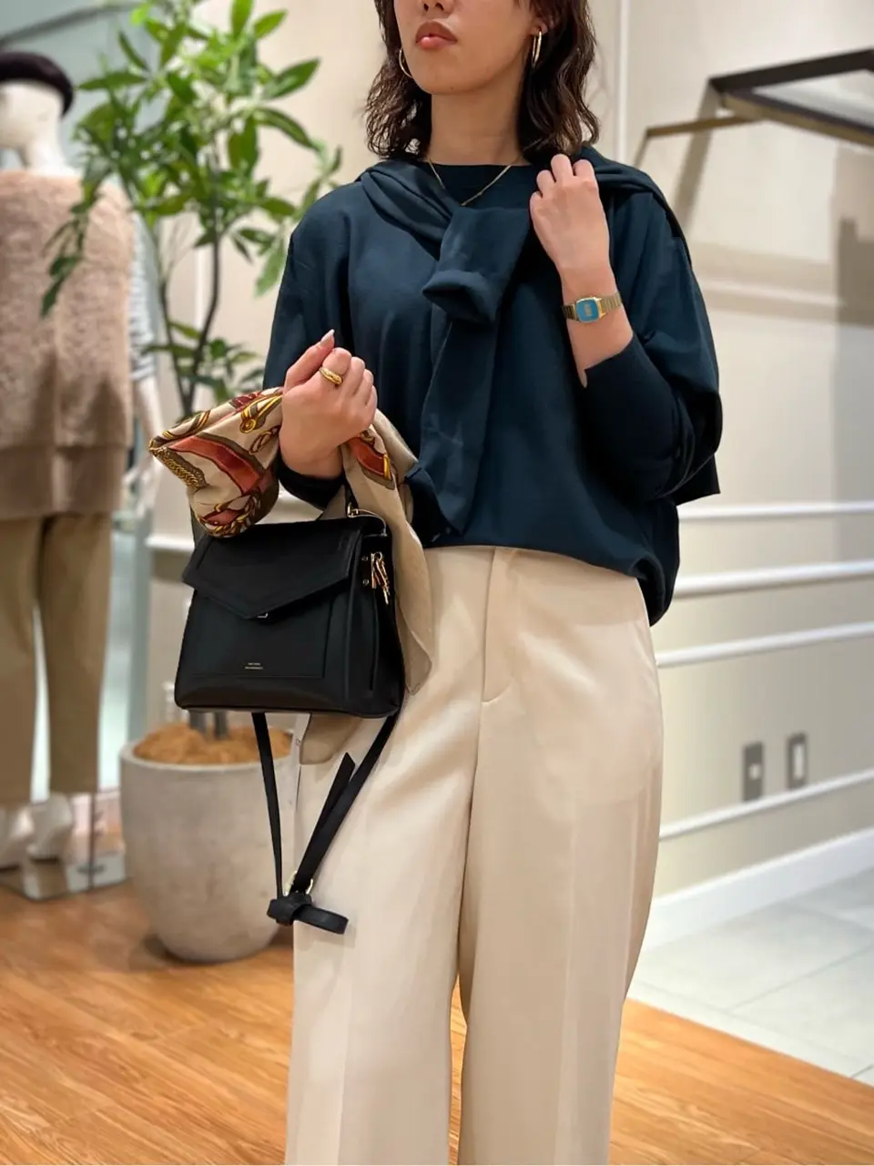 23区 伊藤 コーディネート画像