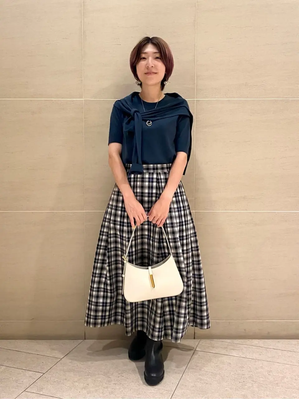  スタッフy コーディネート画像