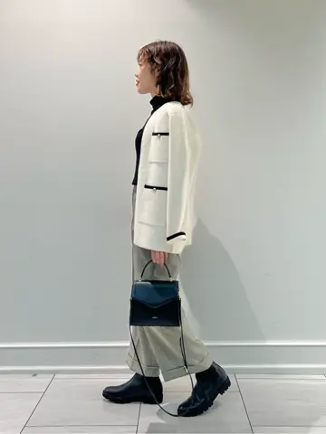 23区 伊藤 コーディネート画像