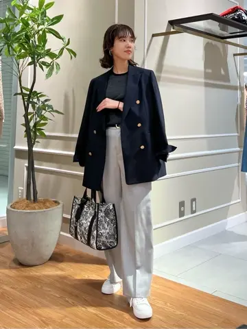 23区 伊藤 コーディネート画像