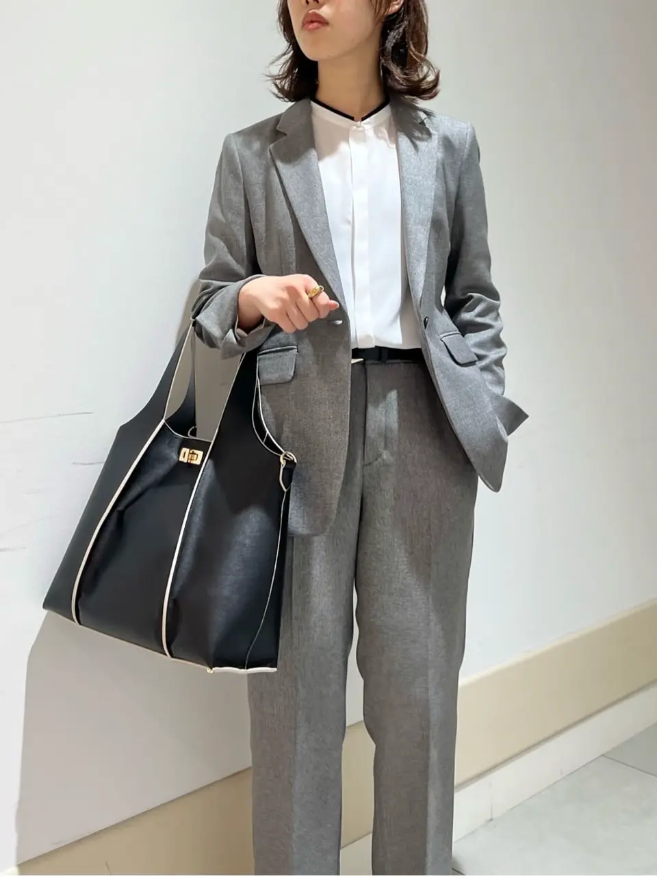 23区 伊藤 コーディネート画像