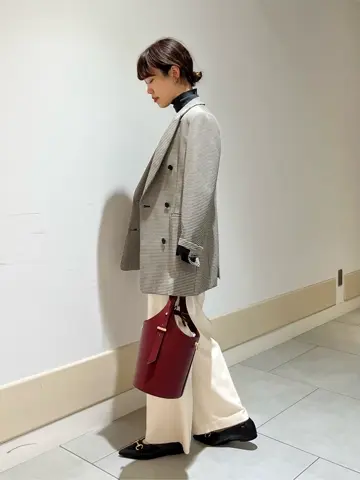 23区 伊藤 コーディネート画像