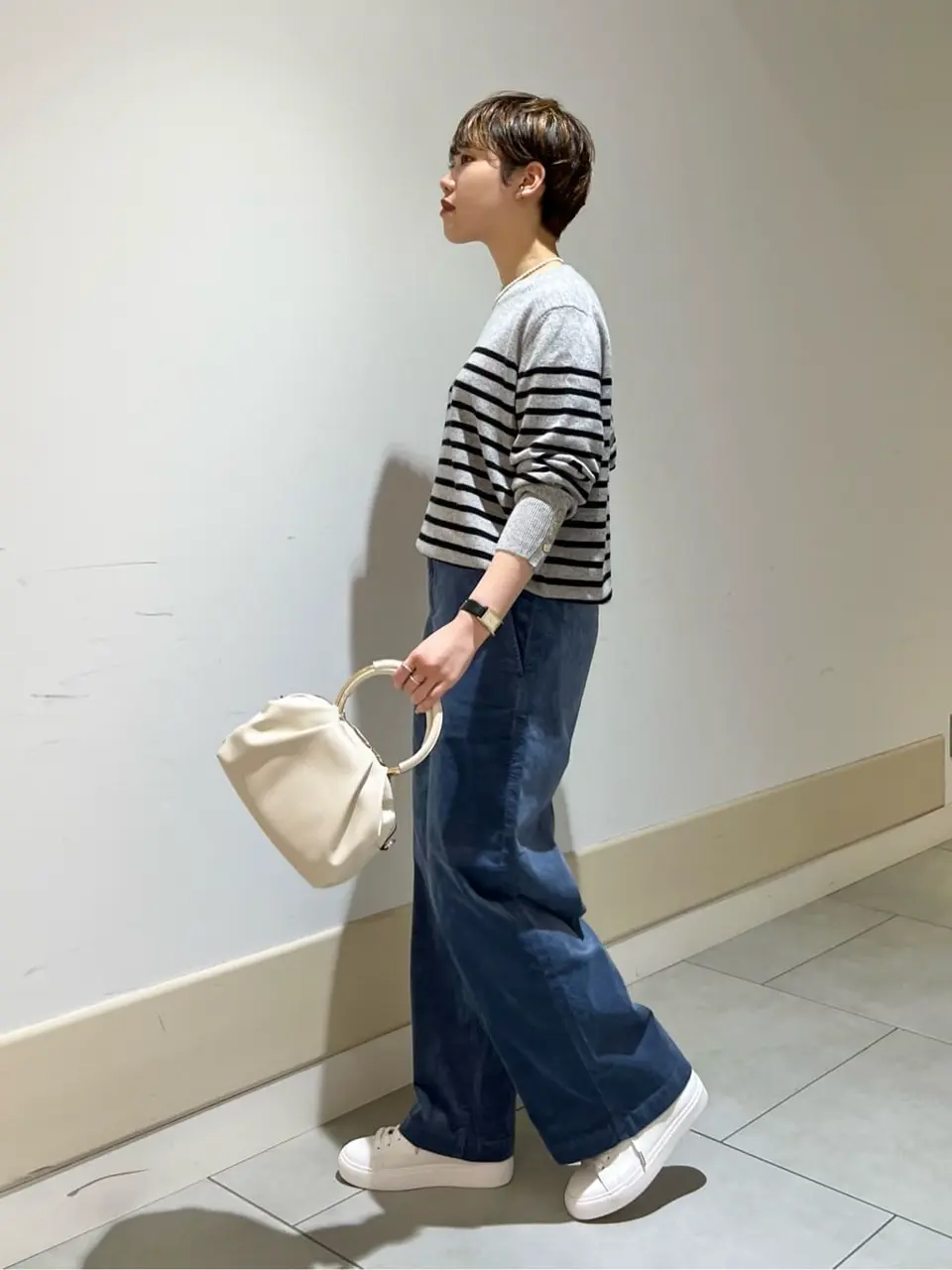 23区 伊藤 コーディネート画像