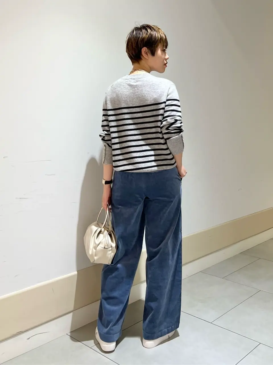 23区 伊藤 コーディネート画像