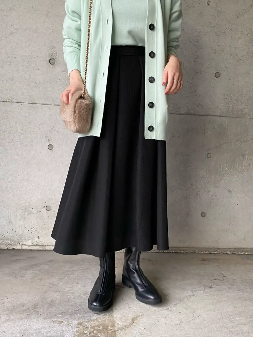 23区 板垣 コーディネート画像