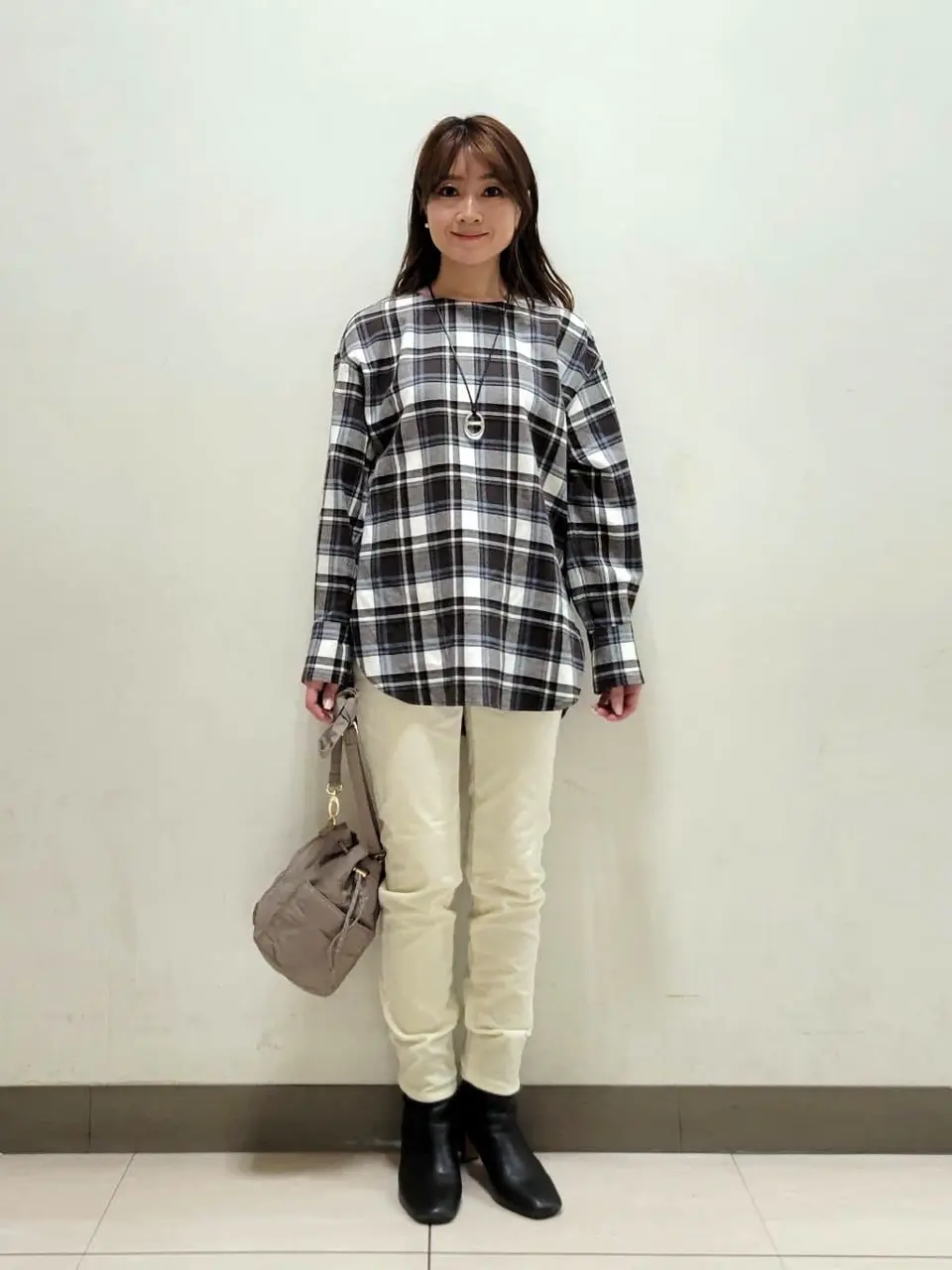 23区 濱地 コーディネート画像