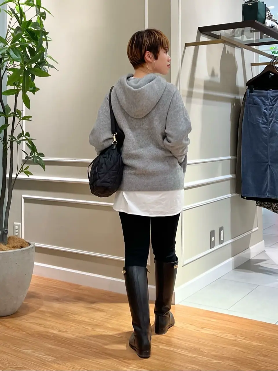 23区 伊藤 コーディネート画像