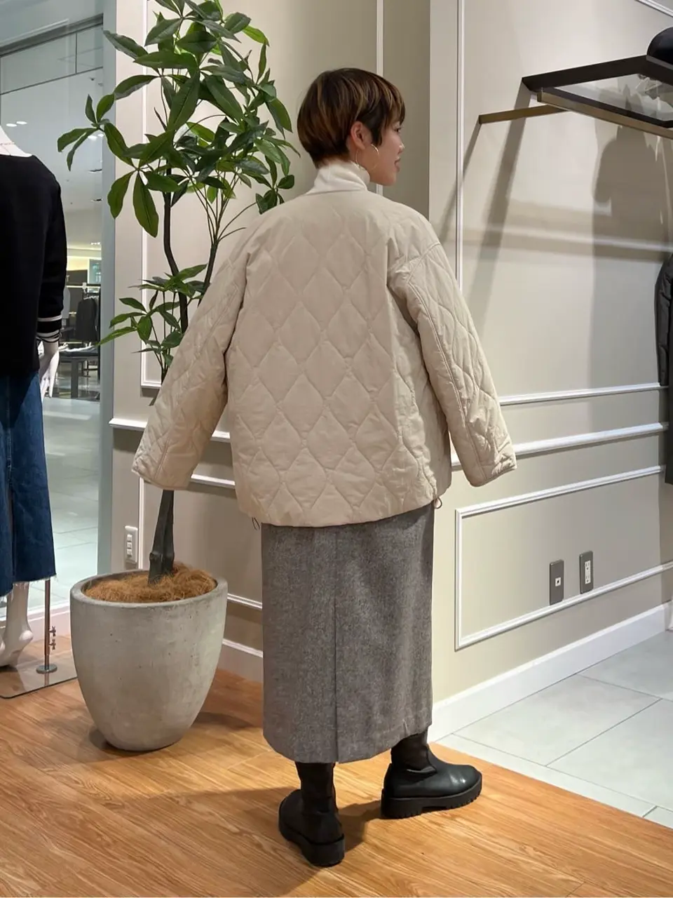 23区 伊藤 コーディネート画像