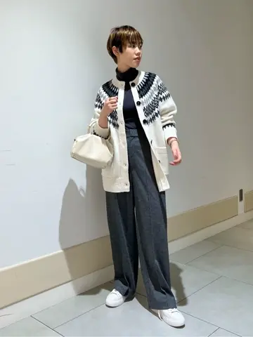 23区 伊藤 コーディネート画像