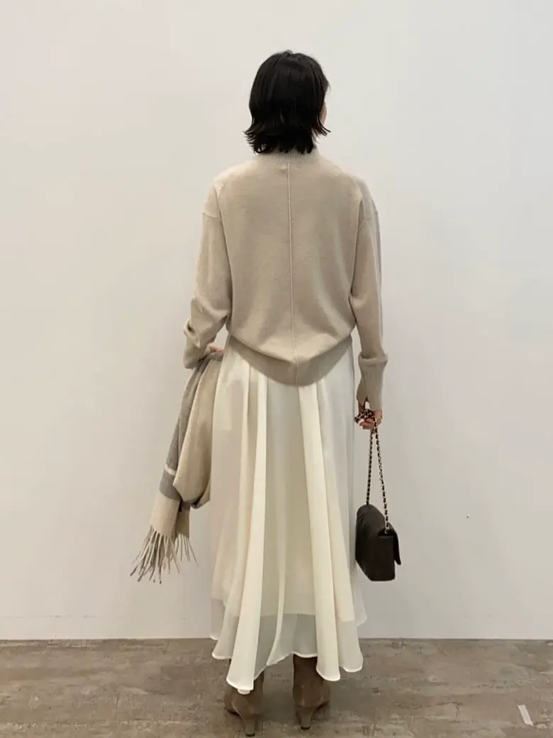 23区 板垣 コーディネート画像