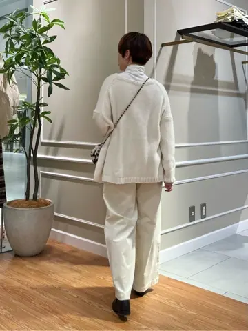 23区 伊藤 コーディネート画像