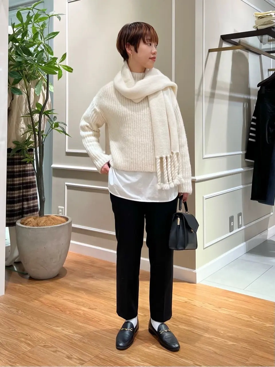 23区 伊藤 コーディネート画像