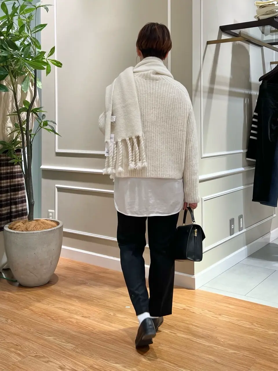 23区 伊藤 コーディネート画像