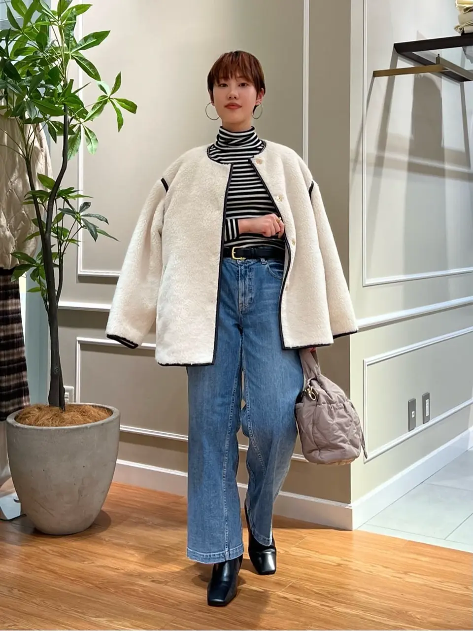 23区 伊藤 コーディネート画像