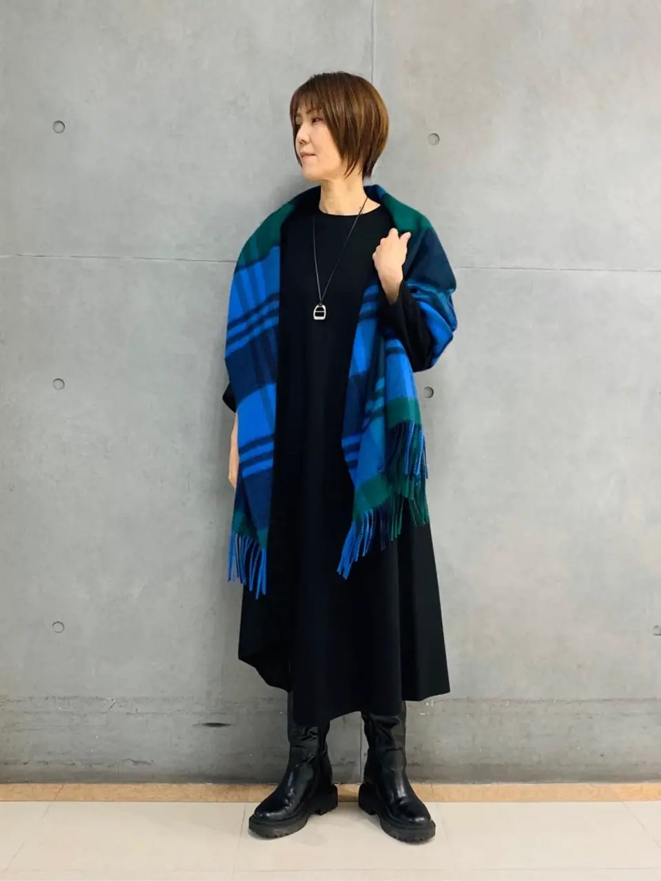  スタッフ  コーディネート画像