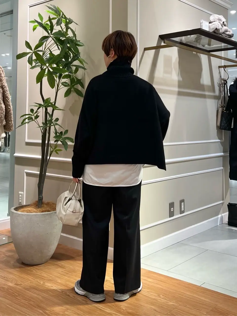 23区 伊藤 コーディネート画像