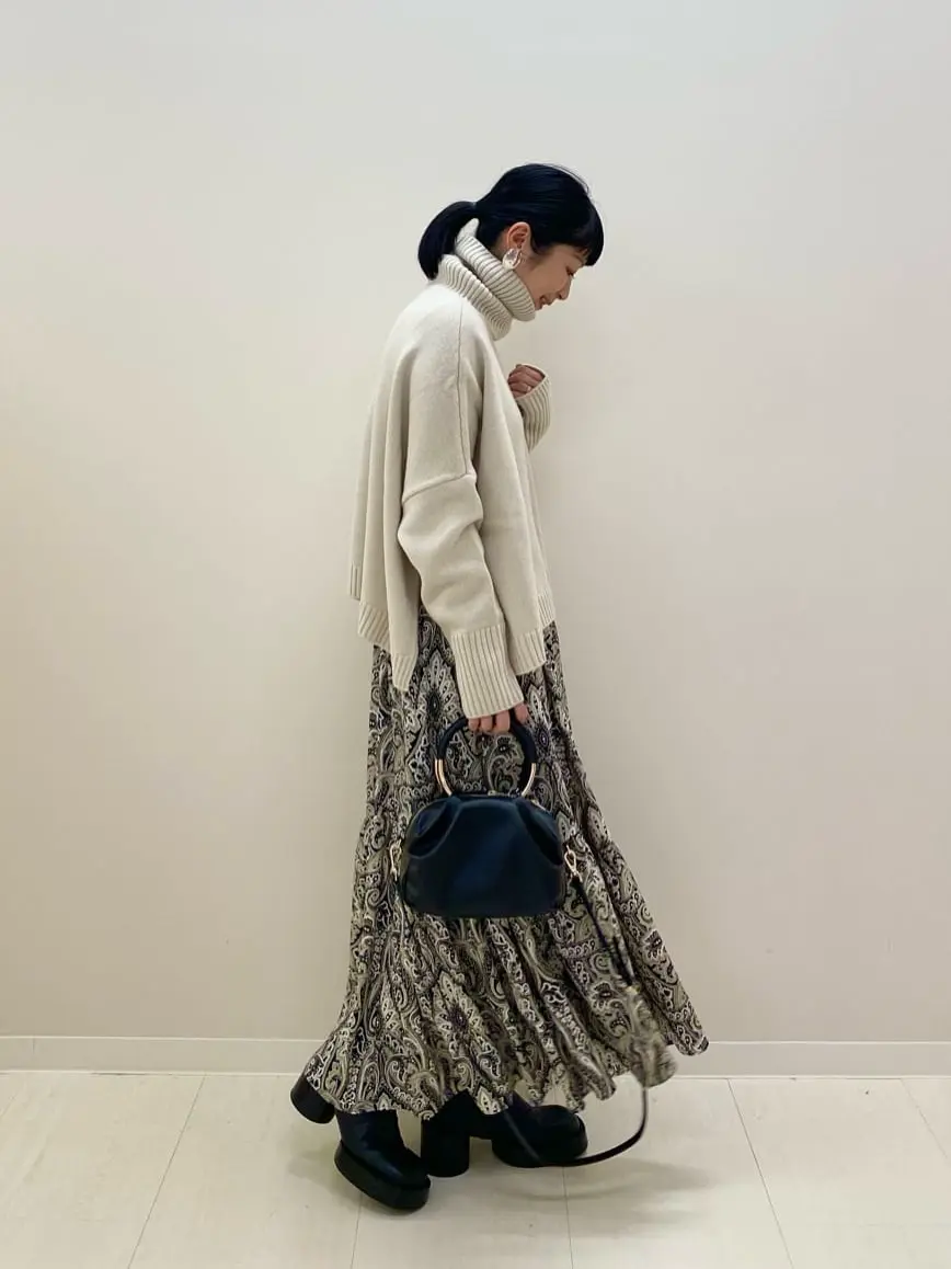 23区 岡本 コーディネート画像