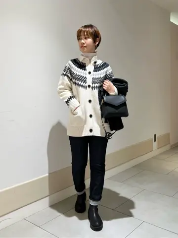 23区 伊藤 コーディネート画像