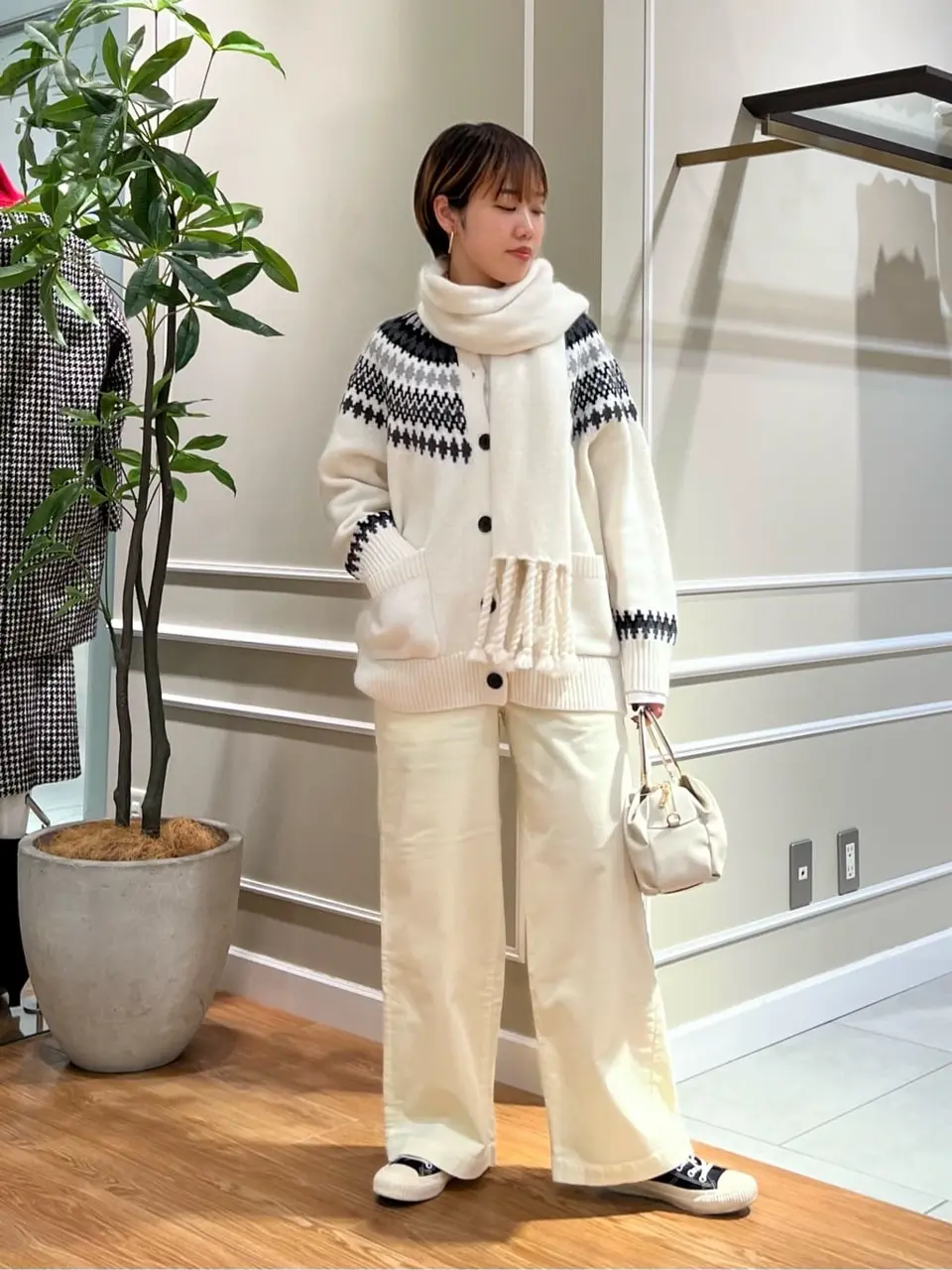 23区 伊藤 コーディネート画像