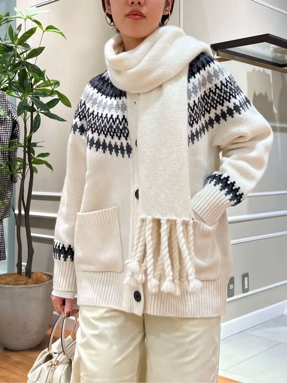 23区 伊藤 コーディネート画像