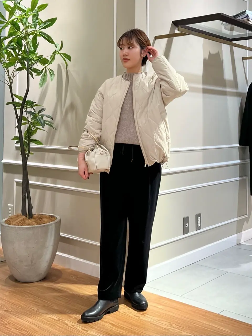 23区 伊藤 コーディネート画像