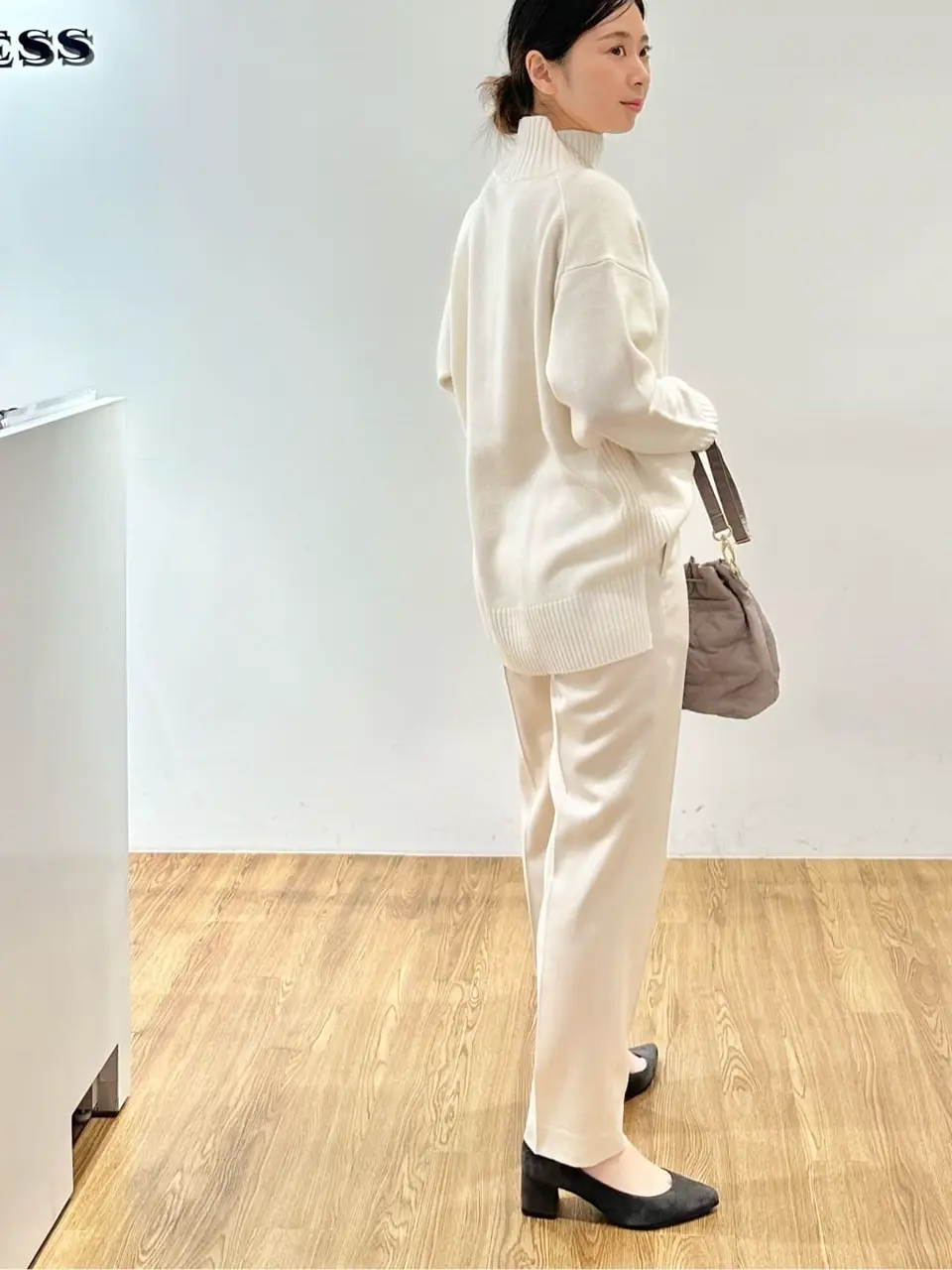 23区 西嶋 コーディネート画像