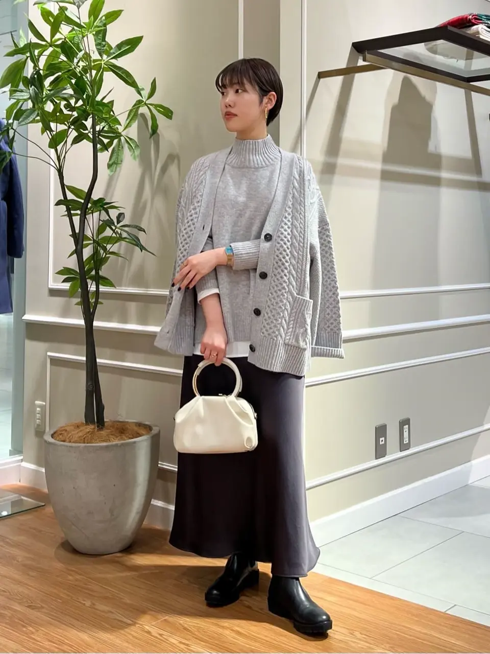 23区 伊藤 コーディネート画像