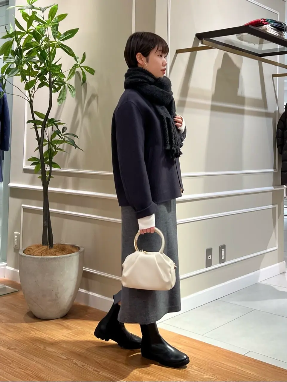 23区 伊藤 コーディネート画像